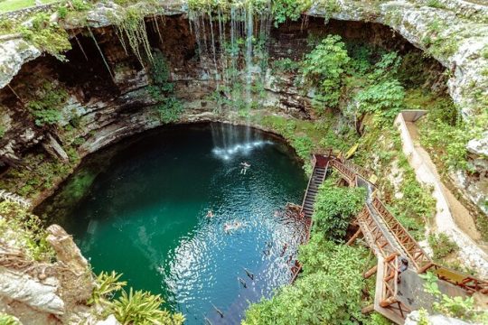 Chichen Itza, Cenote and Valladolid All-Inclusive Tour