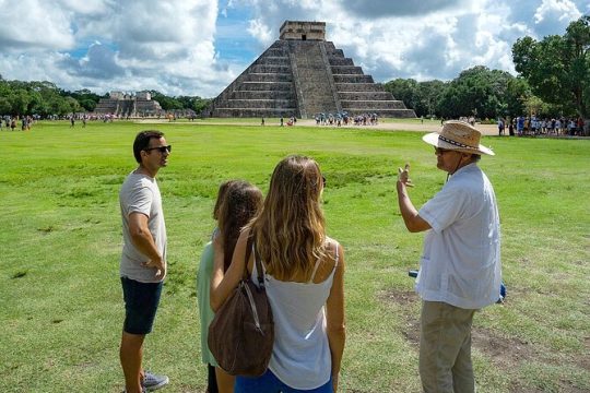 Chichen Itza, Cenote & Valladolid Private Tour