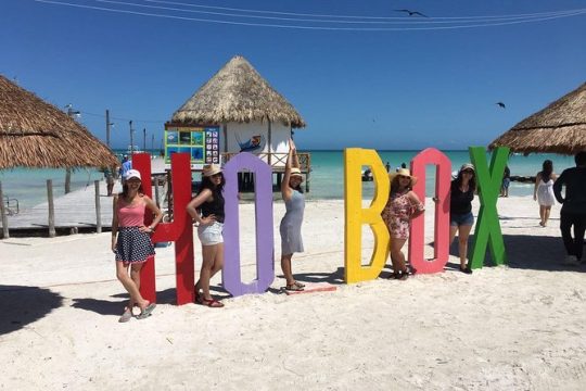 Isla Holbox All Inclusive with Transportation (Breakfast and Food Included)
