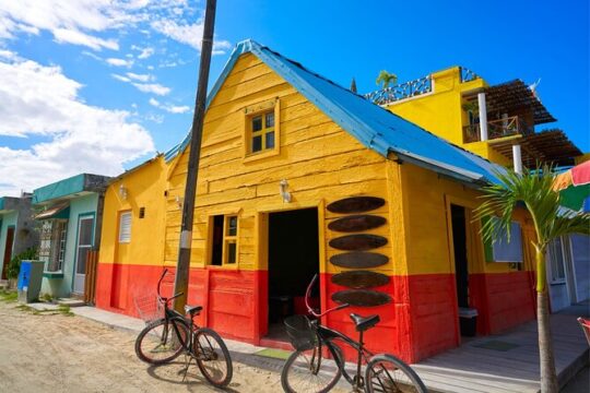 Cancun Cultural Odyssey: Discovering the City's Fascinating Tale
