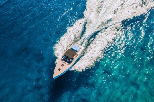 Cancun: Coast & fun Lite 40" Vanducth Yacht